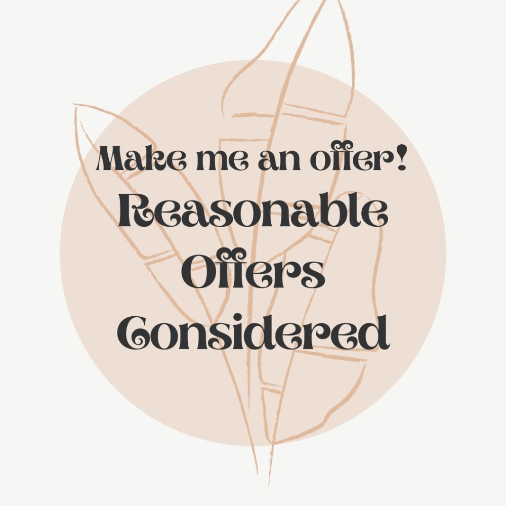 ✨Love the item but not the price?! MAKE AN OFFER✨